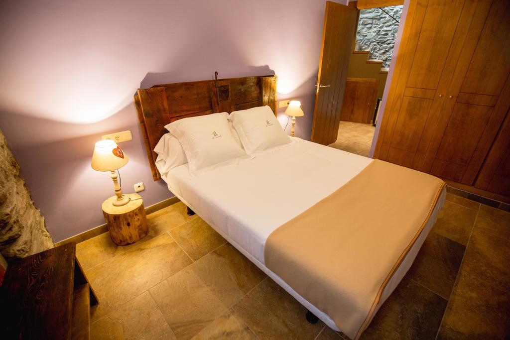 R De Rural - Casa Rural De Les Arnes Encamp Room photo